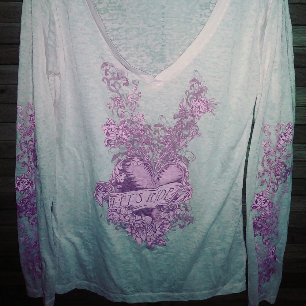 3/$5💟Long Sleeve T-shirt**Bundle & Save**